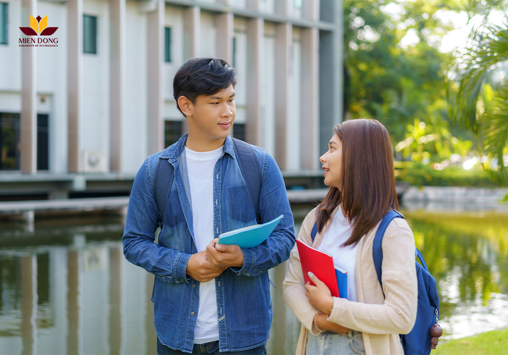 Thời điểm có giấy báo trúng tuyển Đại học