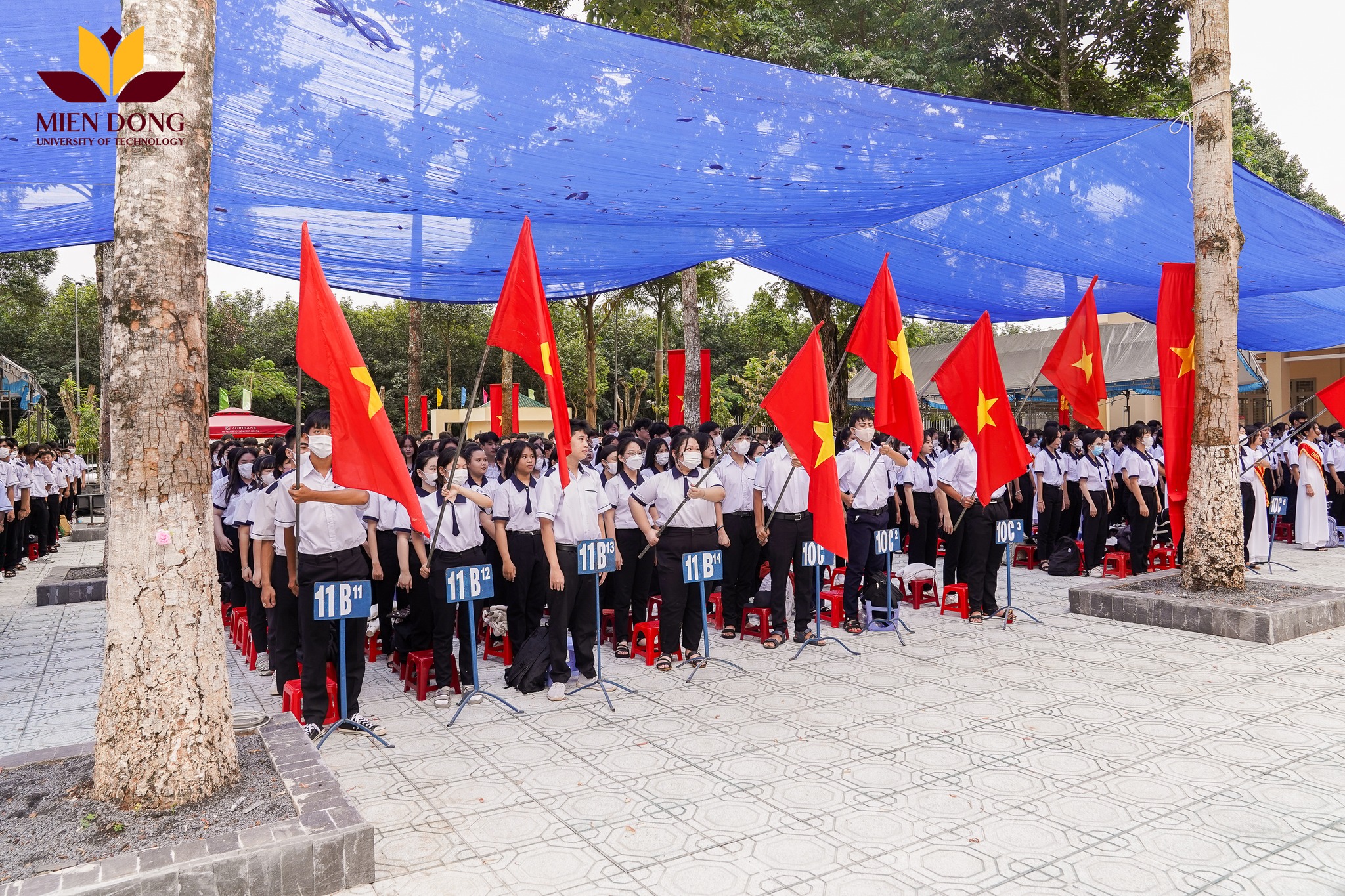 Nghi lễ Chào cờ ngày khai giảng