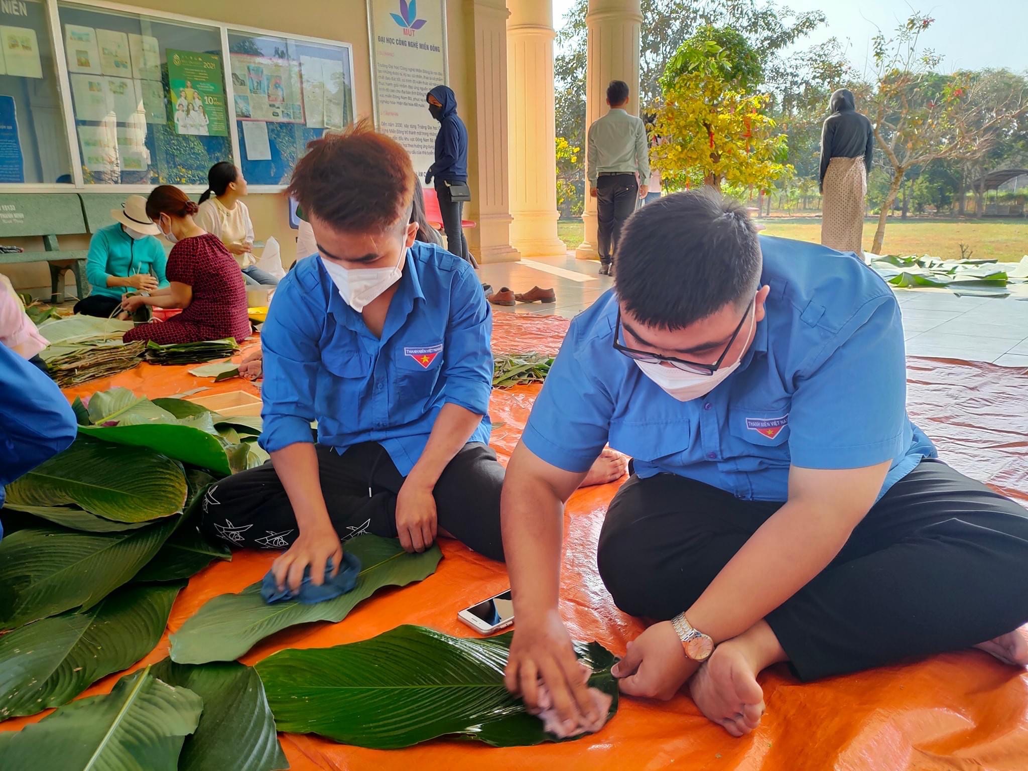 Lê Đình Thụ - Phó Chủ nhiệm Đối nội CLB Tình nguyện MIT Uni. được đề cử Giải thưởng “TUỔI TRẺ CỐNG HIẾN VÌ CỘNG ĐỒNG “.