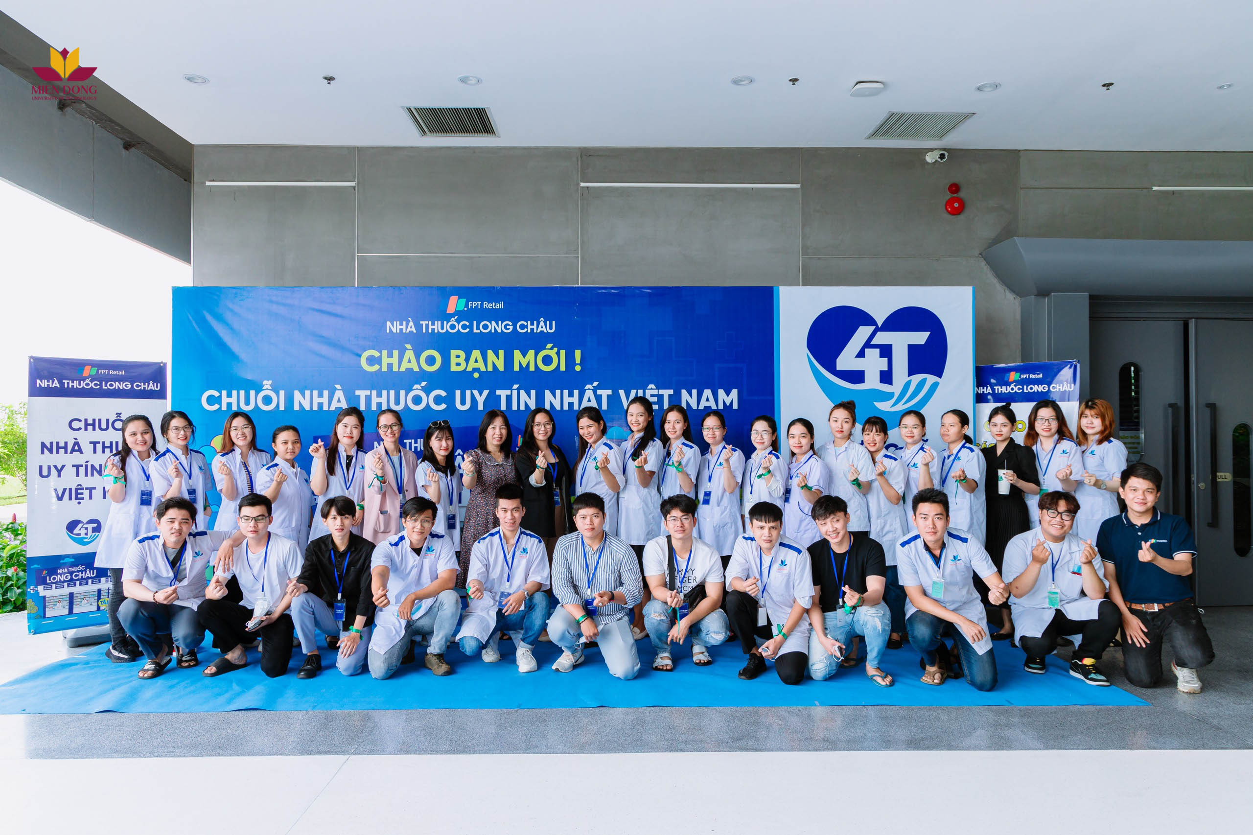 1 ngày trải nghiệm FPT Company Tour - FPT Long Châu cùng MIT-ers