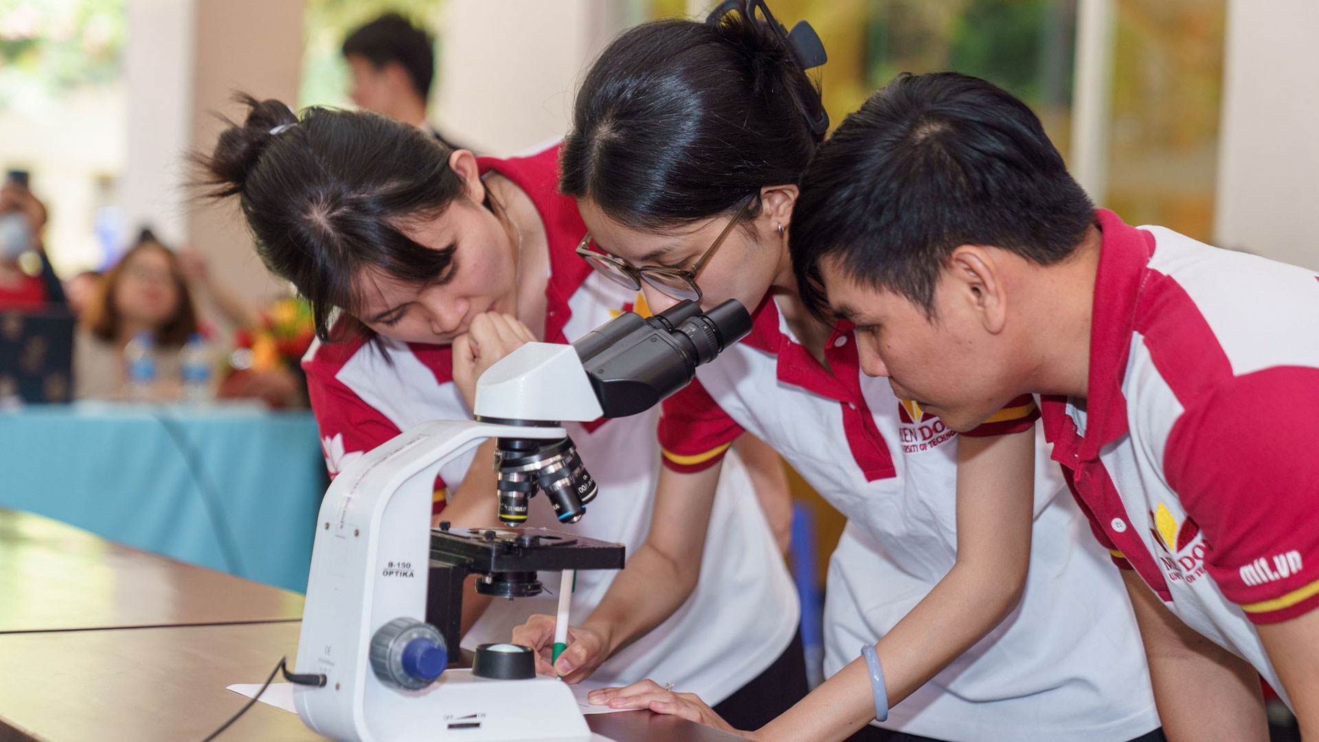 Lễ khai giảng lớp Thạc sĩ đợt 3 năm 2025 ngành Dược lý và Dược lâm sàng tại MIT Uni.