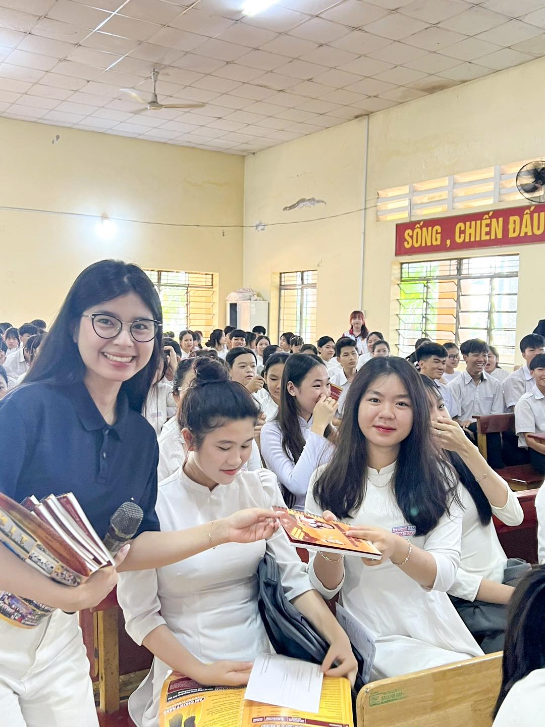 Trường Đại học Công nghệ Miền Đông "đổ bộ" THPT Trần Phú Đồng Nai