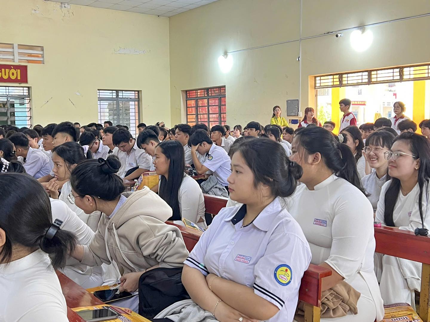 Trường Đại học Công nghệ Miền Đông "đổ bộ" THPT Trần Phú Đồng Nai