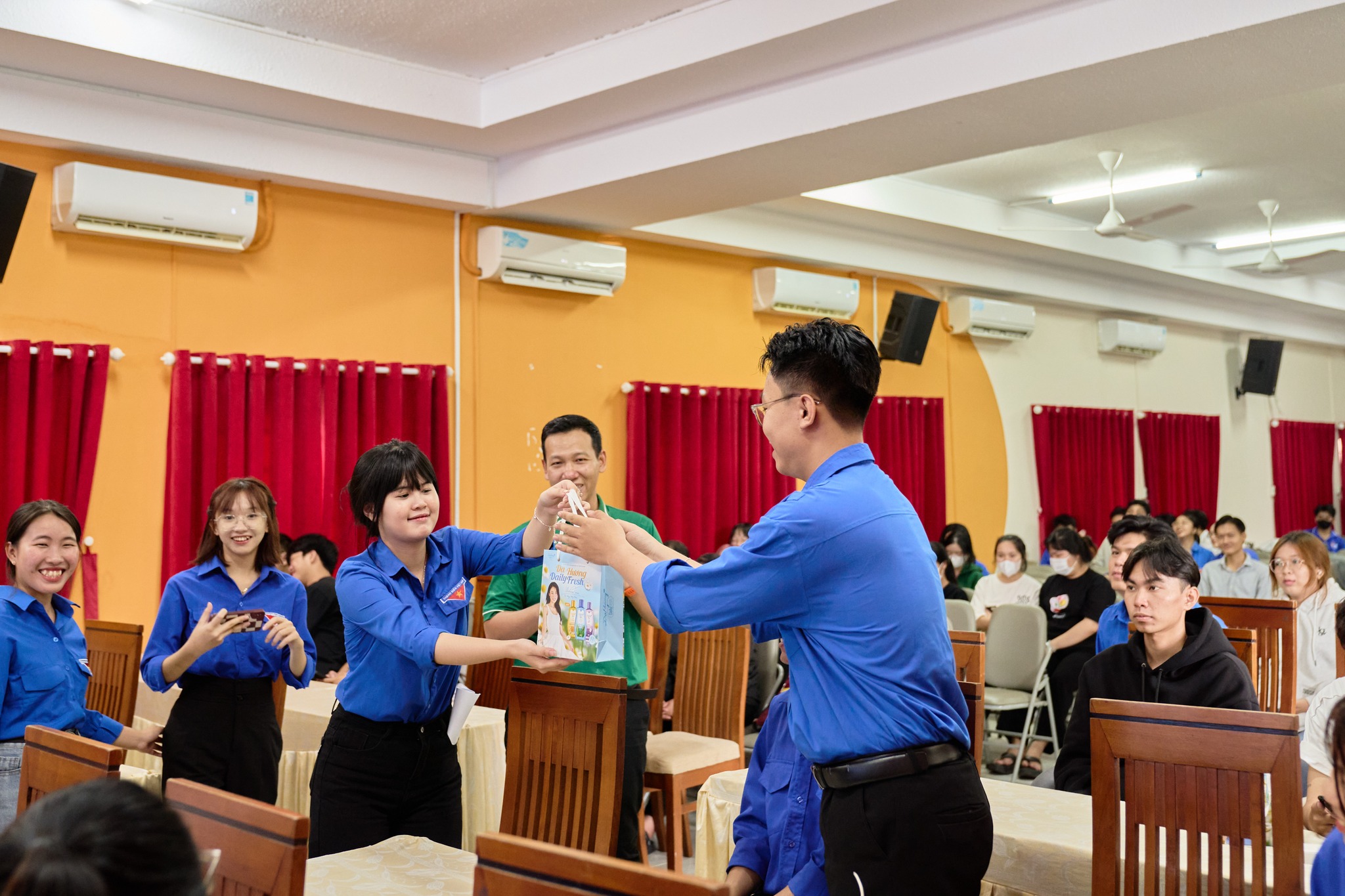 MIT Uni. tổ chức chương trình tư vấn tiền hôn nhân 2025 cho sinh viên