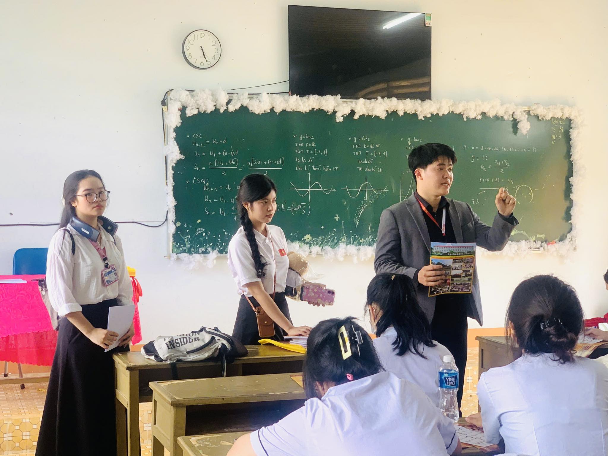 Trường Đại học Công nghệ Miền Đông tư vấn tuyển sinh tại Bình Thuận