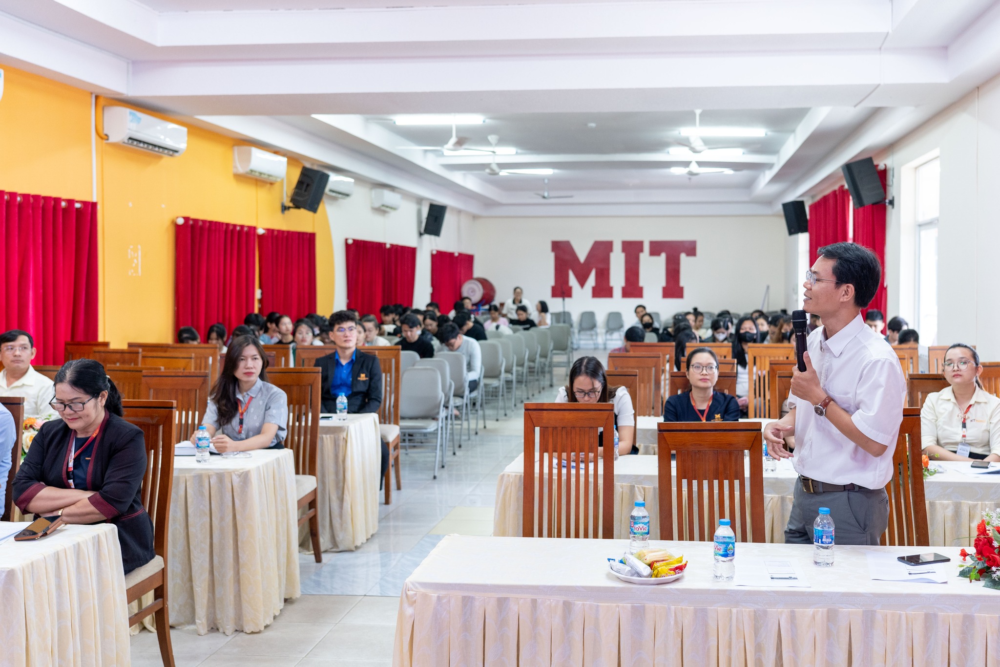 Vai trò của Dược sĩ lâm sàng trong quản lý các bệnh không lây nhiễm