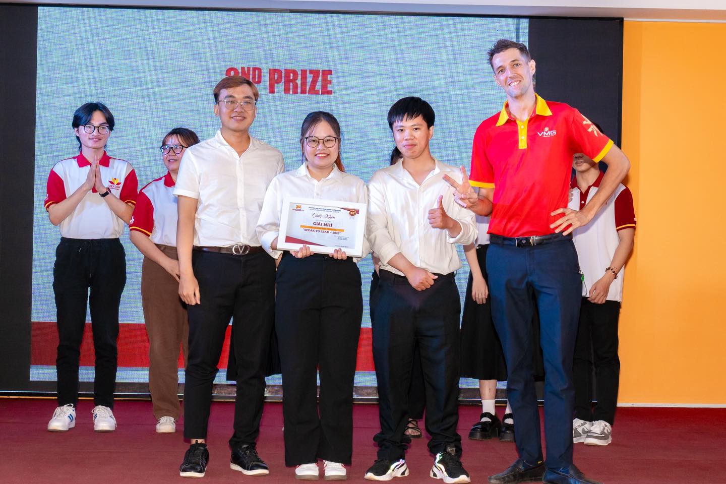 Vòng chung kết cuộc thi hùng biện tiếng Anh 2025 | MIT Uni.