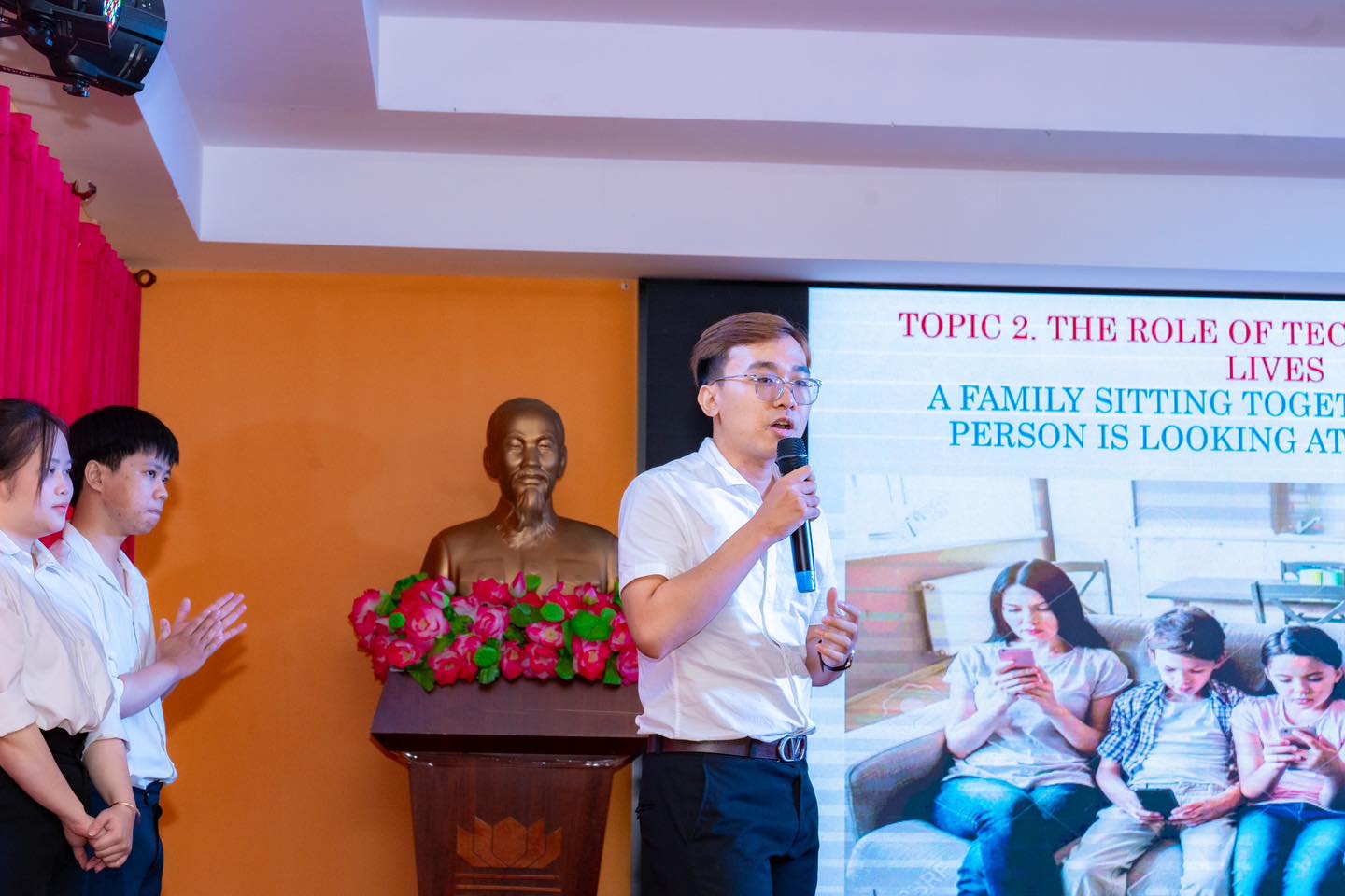 Vòng chung kết cuộc thi hùng biện tiếng Anh 2025 | MIT Uni.