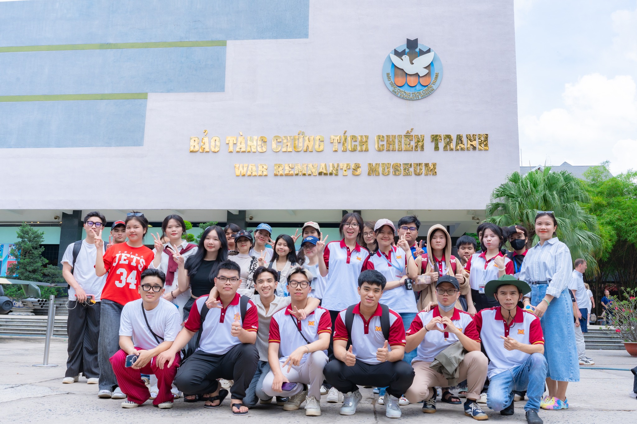 The Real English Experience - Sinh viên MIT Uni. trải nghiệm văn hóa TP.HCM