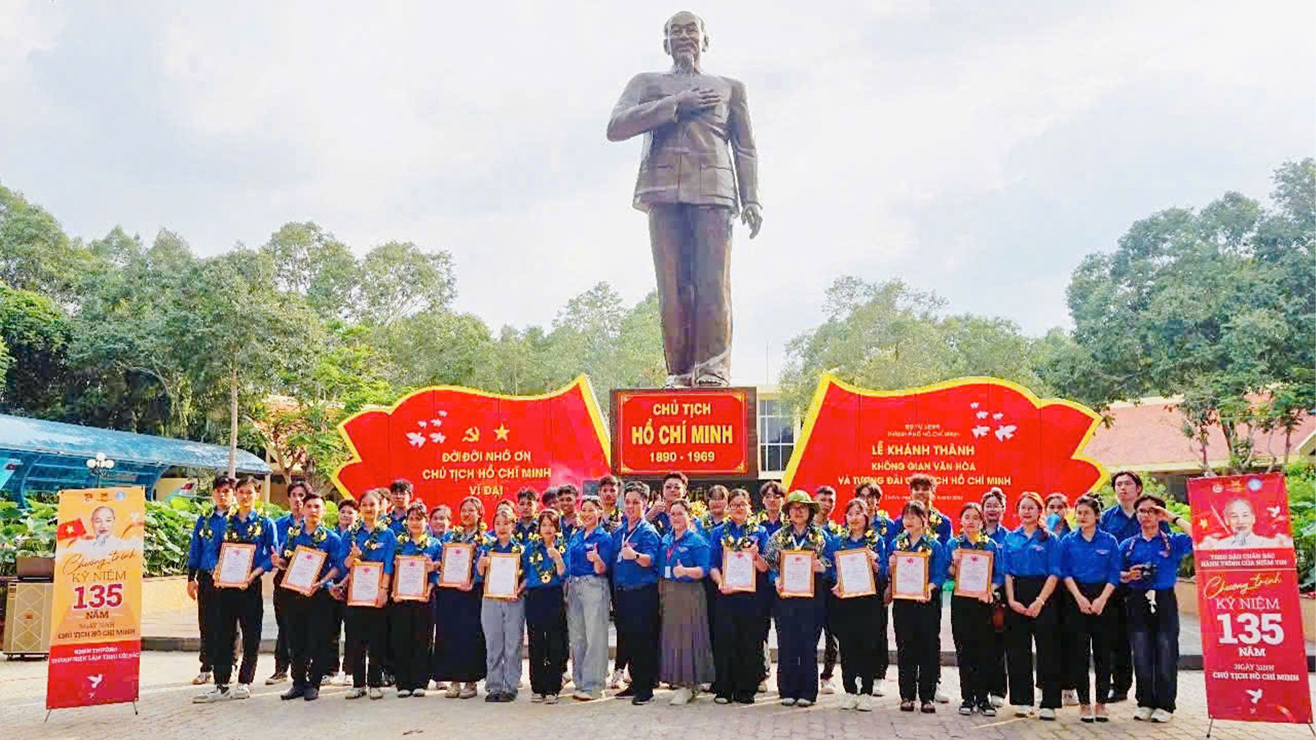 Trường Đại học Công nghệ Miền Đông - Theo dấu chân Bác