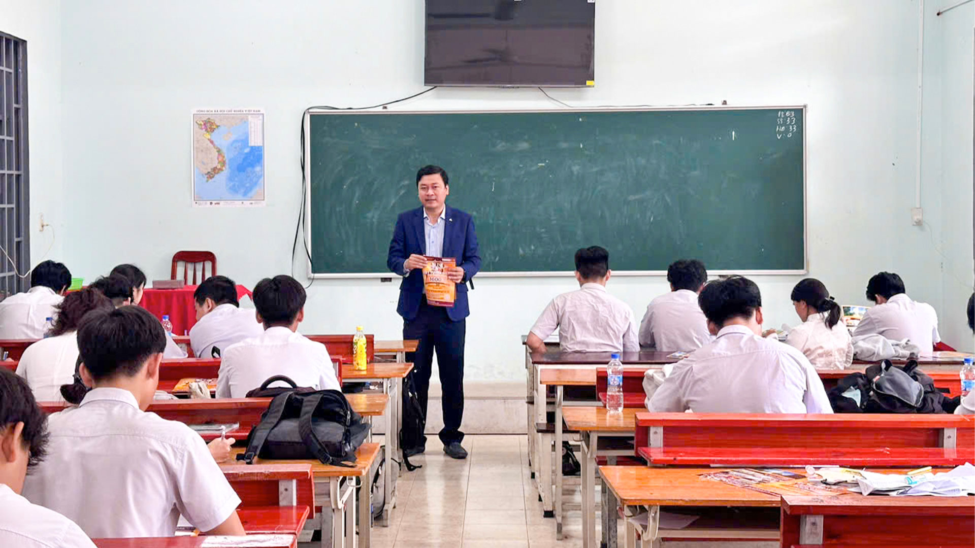 Tuyển sinh 2025 - MIT Uni. Đồng hành cùng GDNN - GDTX Long Khánh và Thống Nhất