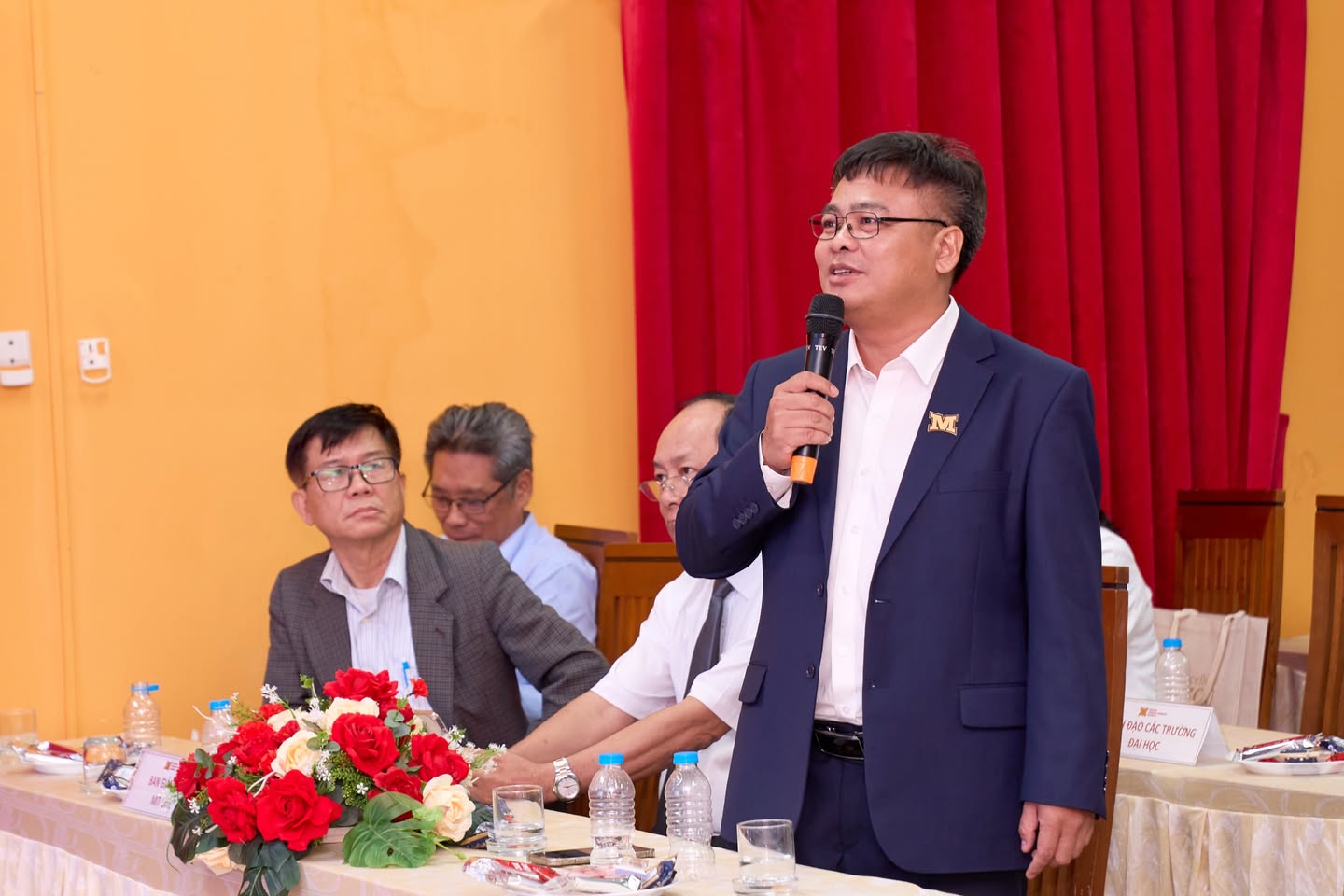 PGS.TS. Phạm Văn Song - Hiệu trưởng Nhà trường