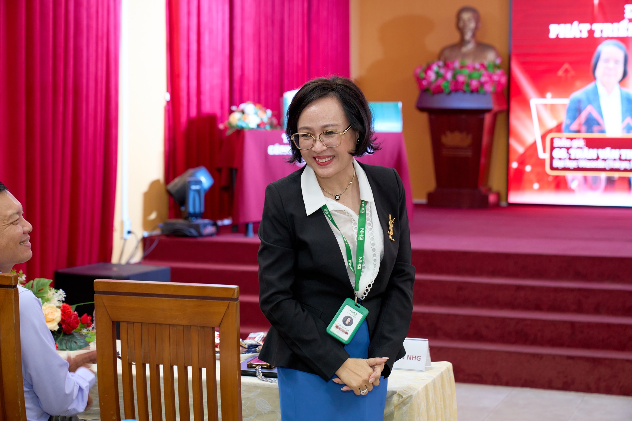 Bà Trần Kim Hạnh - Phó Tổng Giám đốc Nguồn nhân lực - Thành viên Hội đồng trường