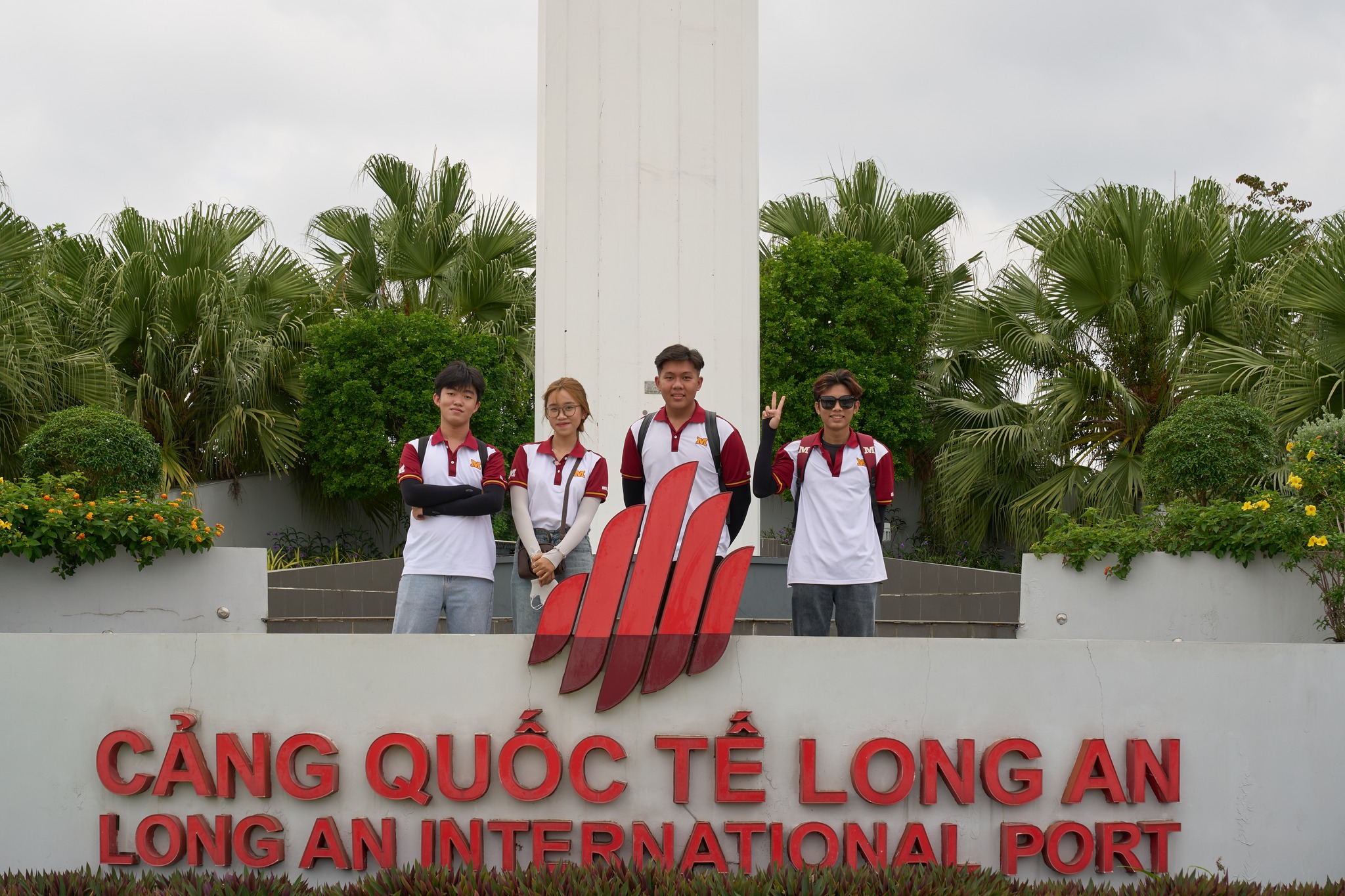 Sinh viên MIT Uni. ngành Logistics có chuyến trải nghiệm thực tế tại Cảng Quốc tế Long An, tiếp cận hoạt động vận tải và hậu cần hiện đại