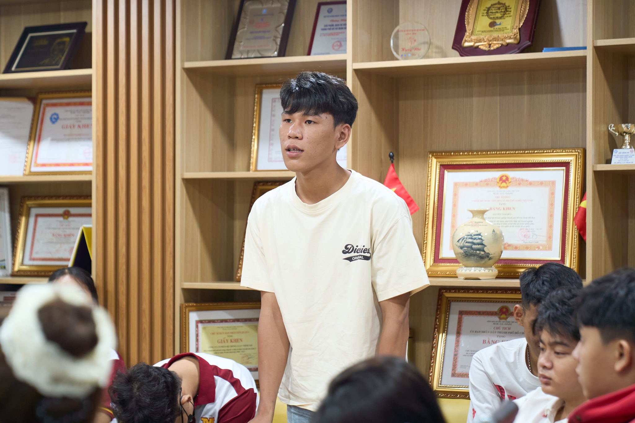 Sinh viên ngành Luật Kinh tế Trường Đại học Công nghệ Miền Đông (MIT Uni.) “Đi thật – Hiểu thật – Chọn đúng” tại Hệ thống Luật Thịnh Trí