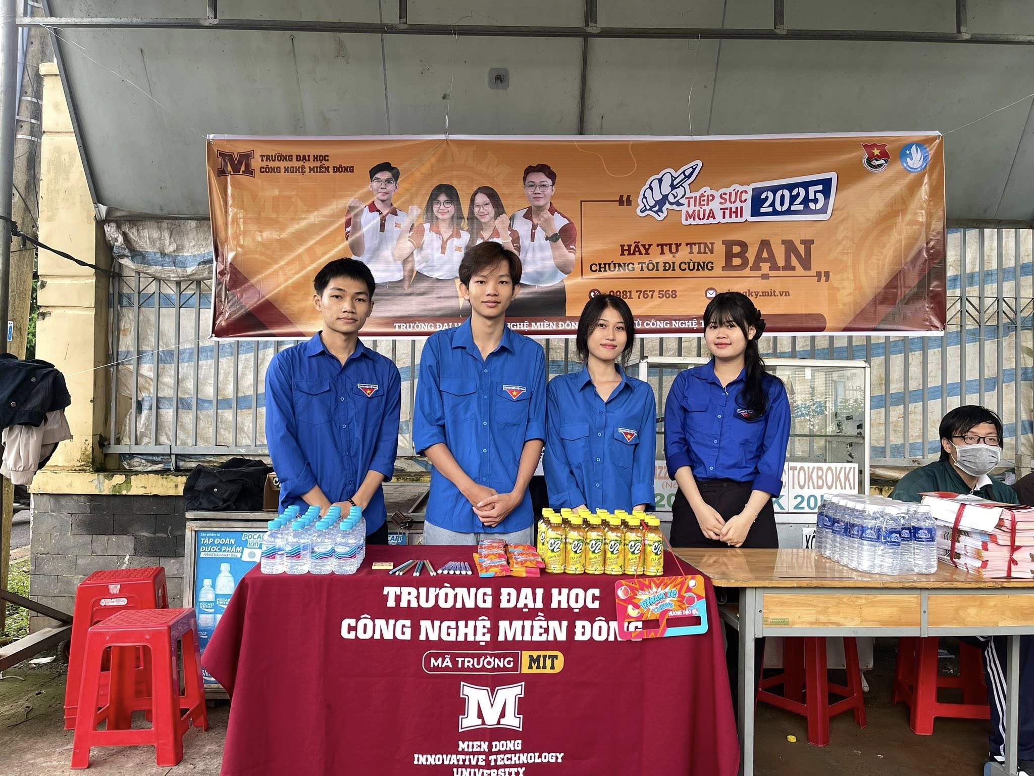 Tiếp sức mùa thi 2025 – Trường Đại học Công nghệ Miền Đông đồng hành cùng sĩ tử