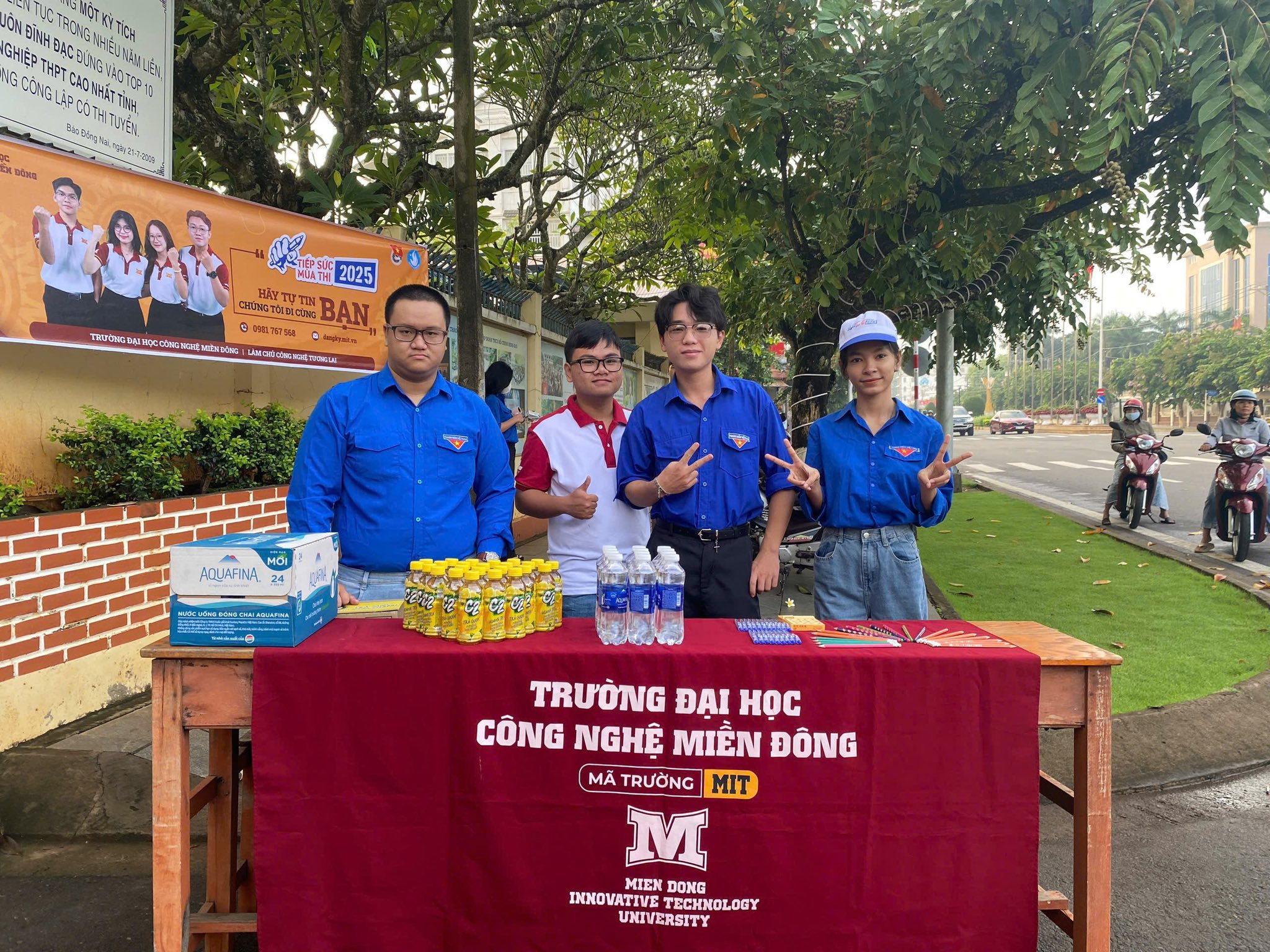 Tiếp sức mùa thi 2025 – Trường Đại học Công nghệ Miền Đông đồng hành cùng sĩ tử