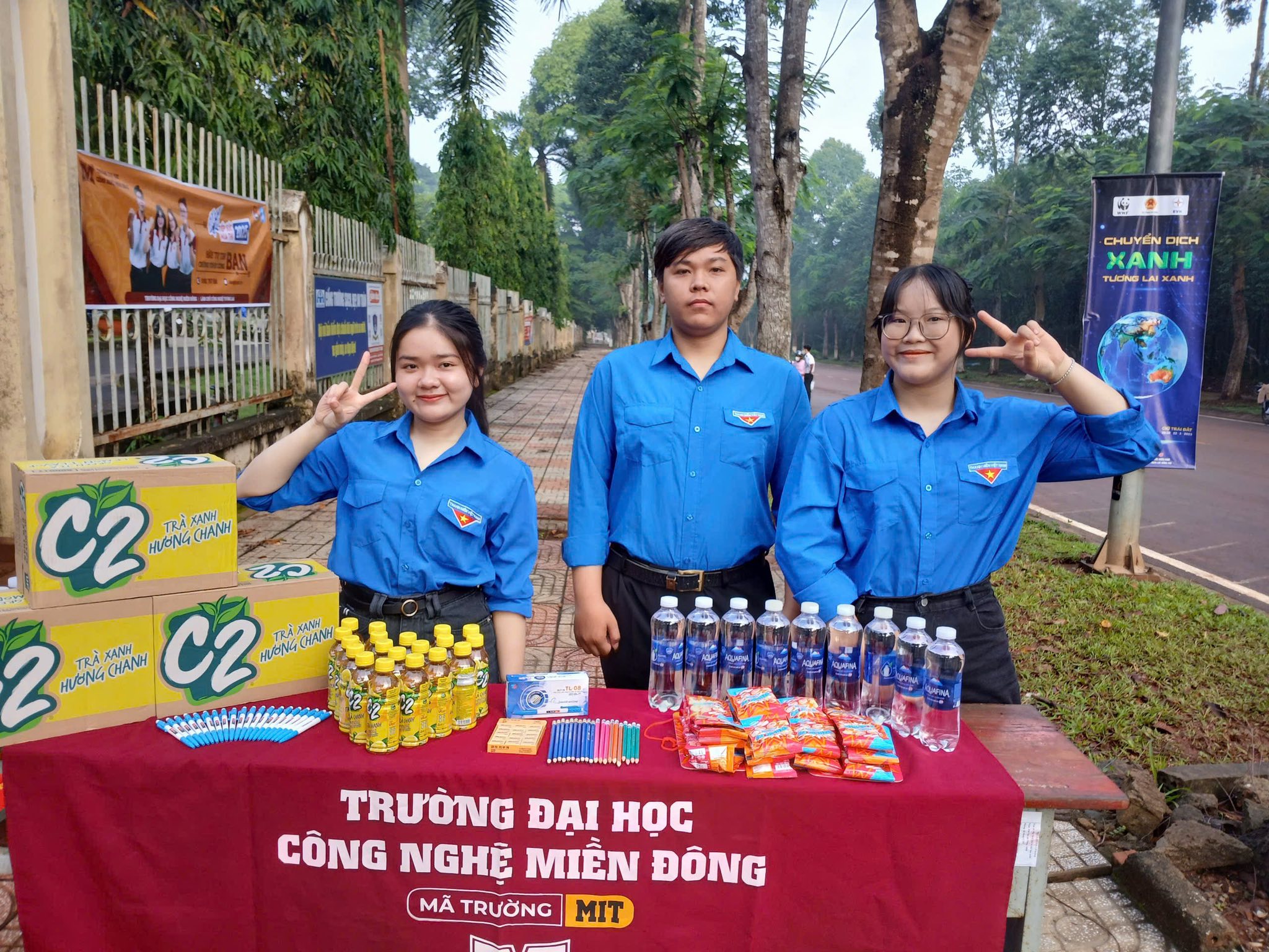 Tiếp sức mùa thi 2025 – Trường Đại học Công nghệ Miền Đông đồng hành cùng sĩ tử