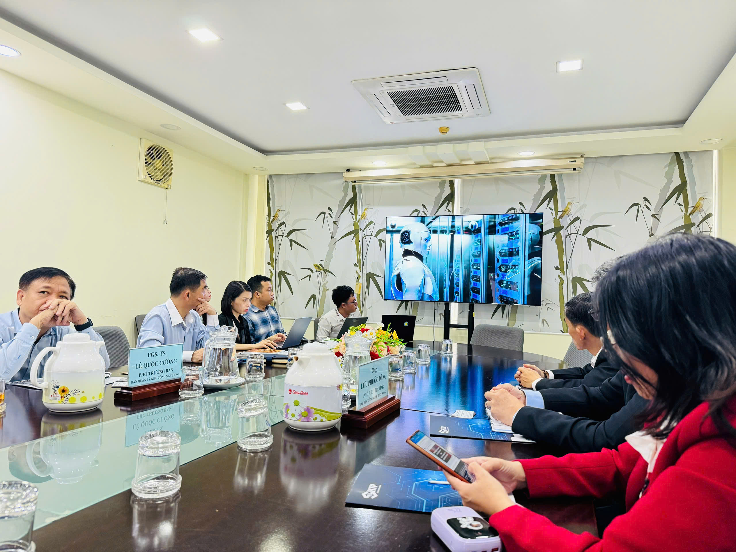 Trường Đại học Công nghệ Miền Đông bắt tay Khu Công nghệ cao TP. Hồ Chí Minh (Saigon Hi-Tech Park)