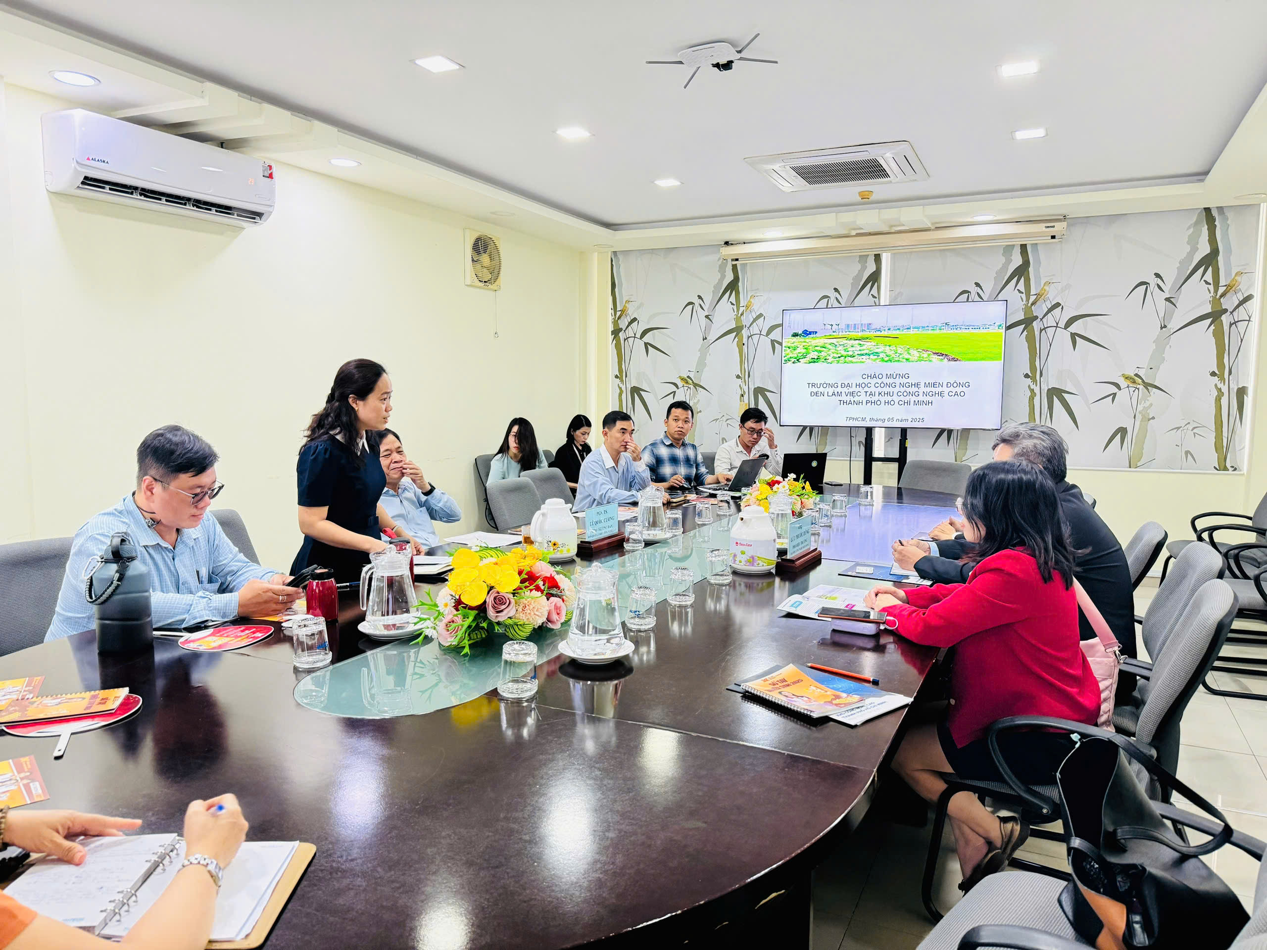 Trường Đại học Công nghệ Miền Đông bắt tay Khu Công nghệ cao TP. Hồ Chí Minh (Saigon Hi-Tech Park)
