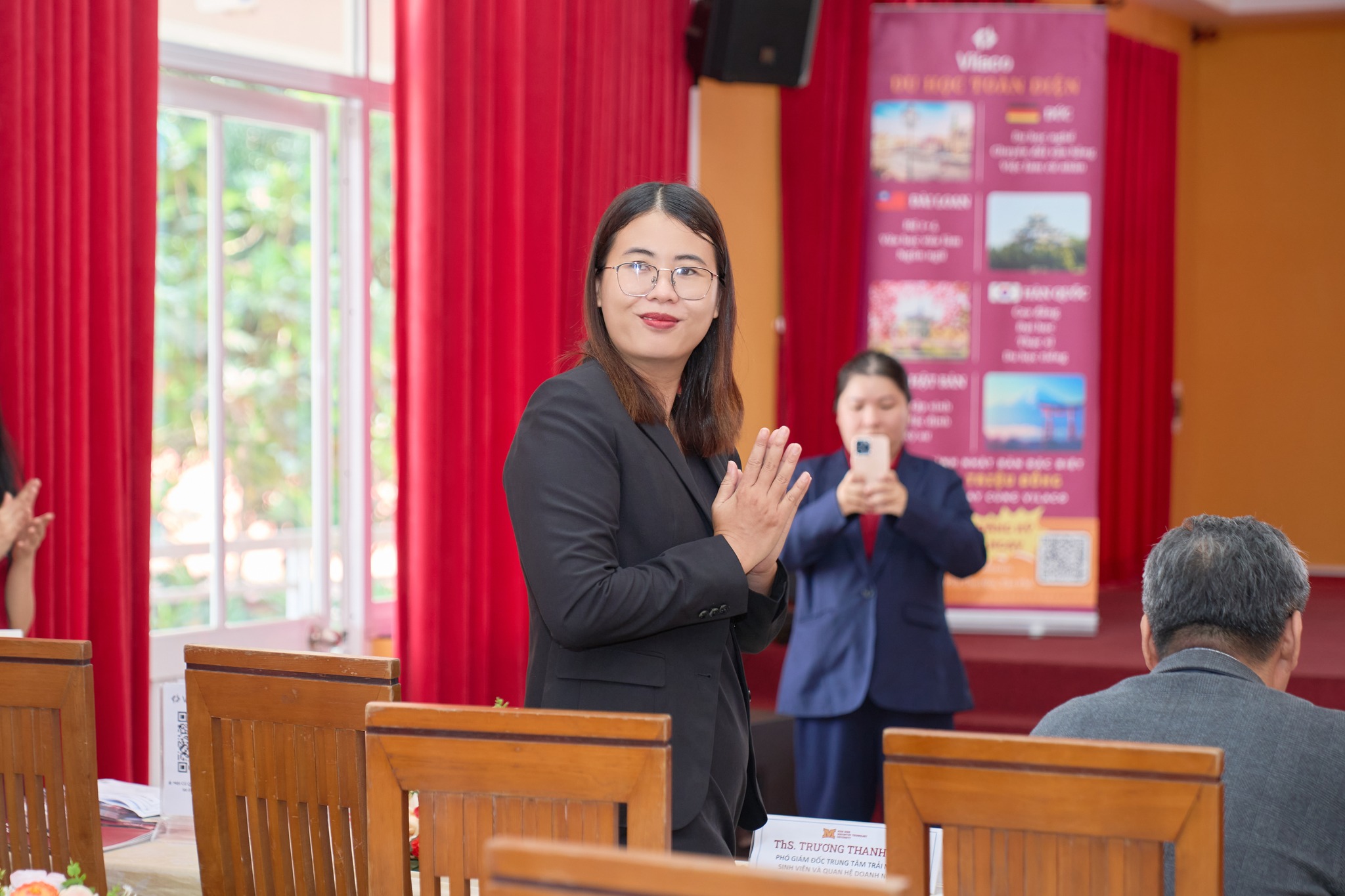 ThS. Trương Thanh Loan – Phó Giám đốc Trung tâm Trải nghiệm sinh viên và Quan hệ doanh nghiệp