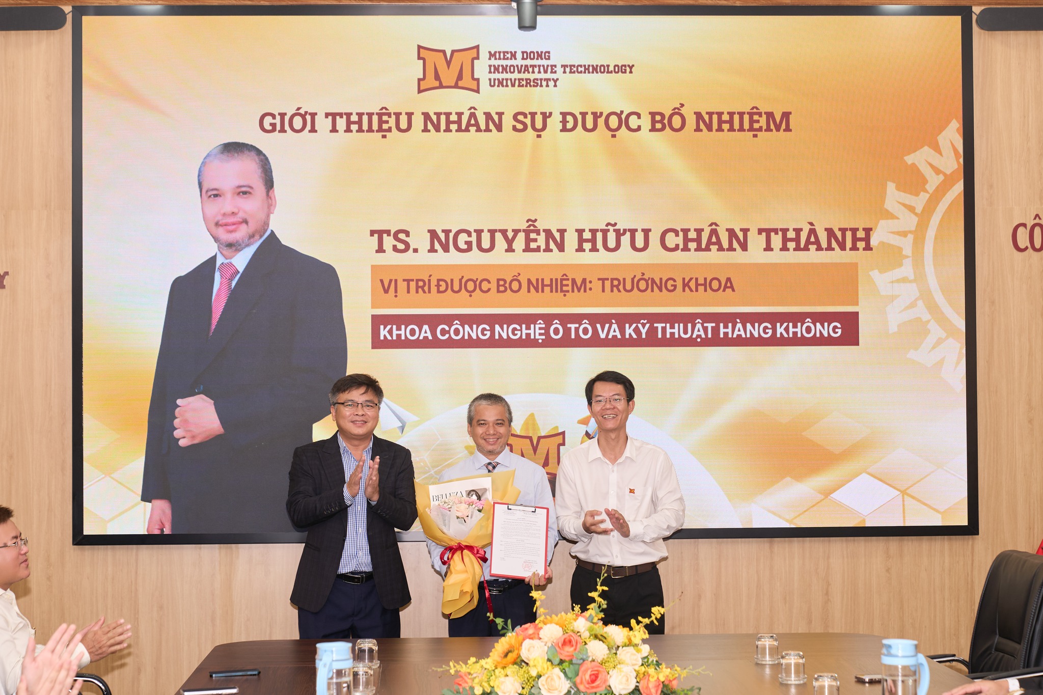 MIT Uni. chào đón TS. Nguyễn Hữu Chân Thành – Tân Trưởng khoa Công nghệ Ô tô và Kỹ thuật Hàng không