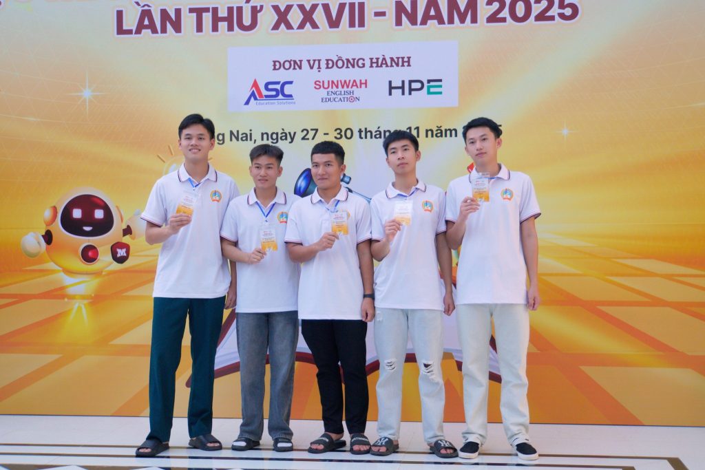 Các đoàn tham dự Cuộc thi Olympic Vật lý Sinh viên Toàn quốc lần thứ XXVII năm 2025 đã có mặt tại MIT University Vietnam