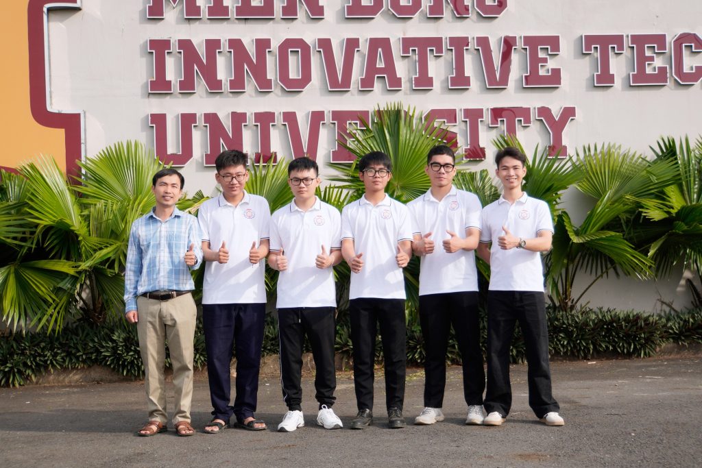 Các đoàn tham dự Cuộc thi Olympic Vật lý Sinh viên Toàn quốc lần thứ XXVII năm 2025 đã có mặt tại MIT University Vietnam