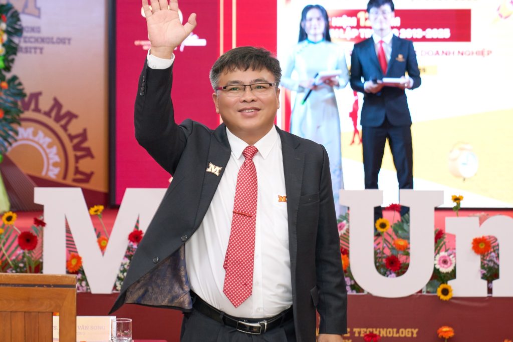 Lễ Khai giảng năm học 2025 – 2026 & Kỷ niệm 12 năm thành lập Trường Đại học Công nghệ Miền Đông