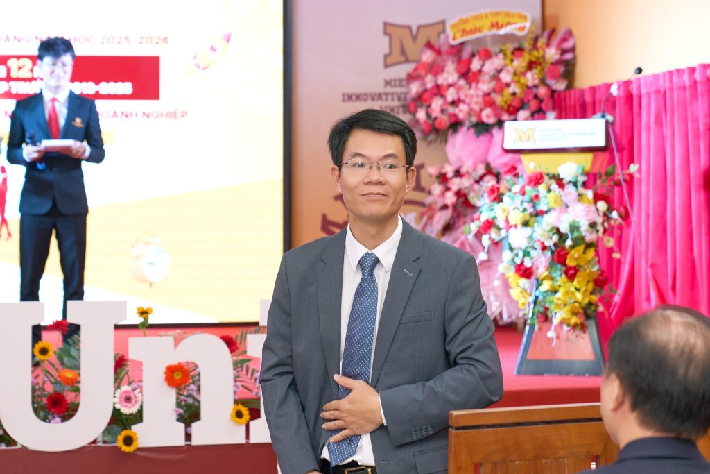 Lễ Khai giảng năm học 2025 – 2026 & Kỷ niệm 12 năm thành lập Trường Đại học Công nghệ Miền Đông