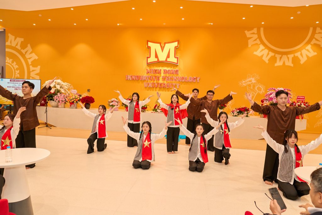 Lễ trao giải Hội thi Văn nghệ Truyền thống MIT Uni. 2025 – Chào mừng Ngày Nhà giáo Việt Nam 20/11