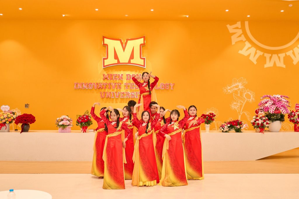 Lễ trao giải Hội thi Văn nghệ Truyền thống MIT Uni. 2025 – Chào mừng Ngày Nhà giáo Việt Nam 20/11