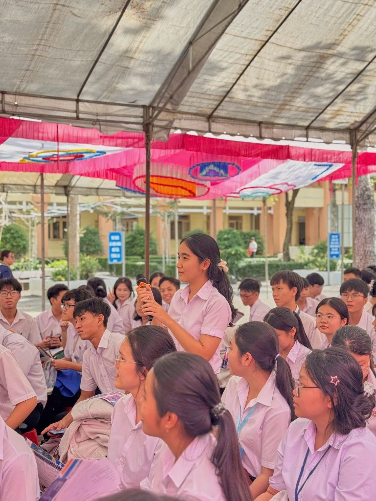 MIT Uni. đồng hành cùng học sinh lớp 12 trong chương trình định hướng nghề nghiệp năm học 2026–202