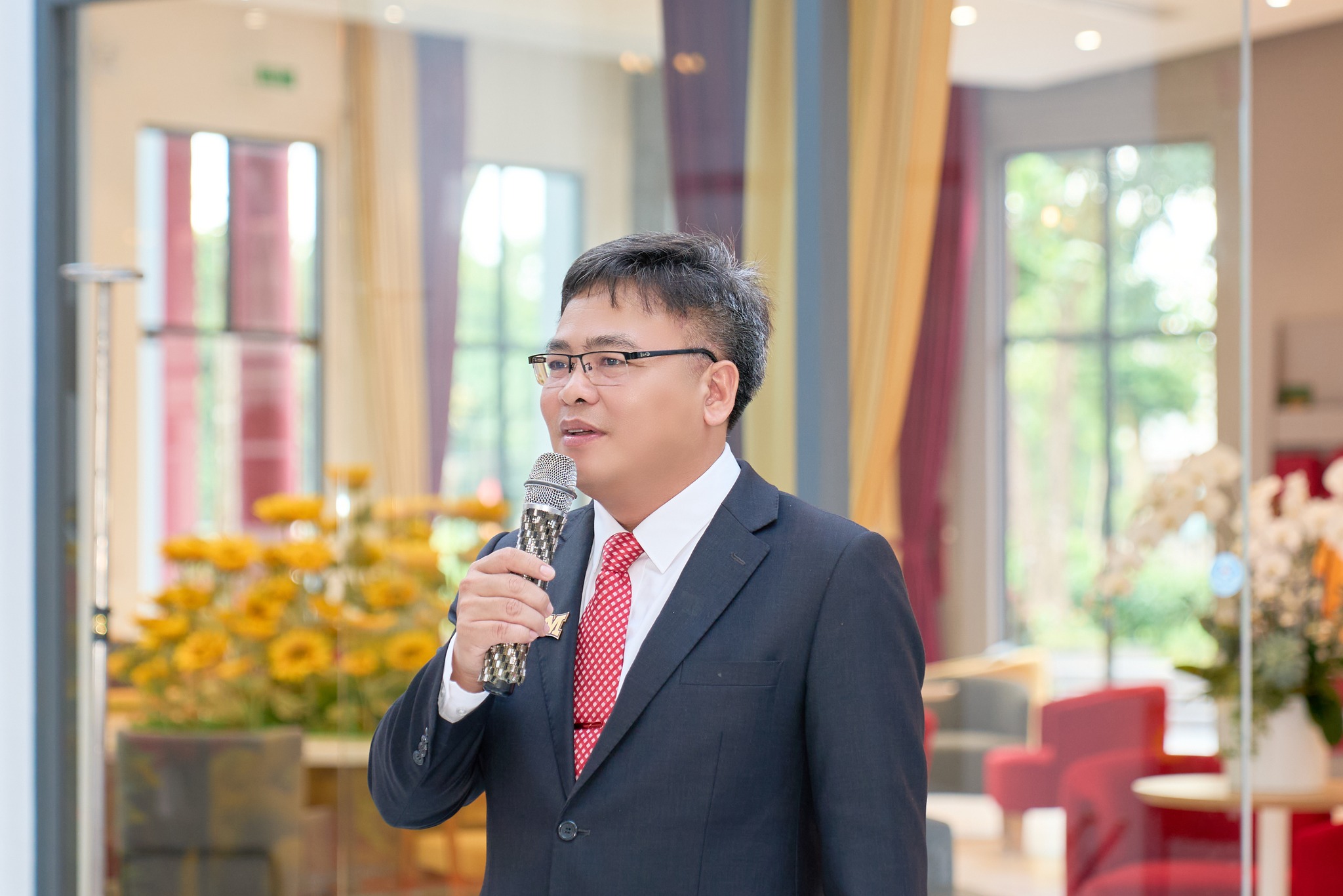 PGS.TS. Phạm Văn Song phát biểu tại buỗi lễ