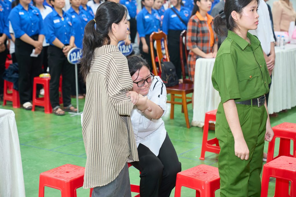 Phiên tòa giả định tại THPT Điểu Cải – Tuyên truyền phòng, chống bạo lực học đường