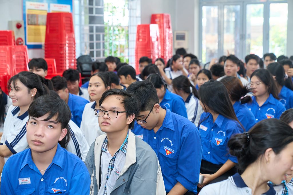 Phiên tòa giả định tại THPT Điểu Cải – Tuyên truyền phòng, chống bạo lực học đường