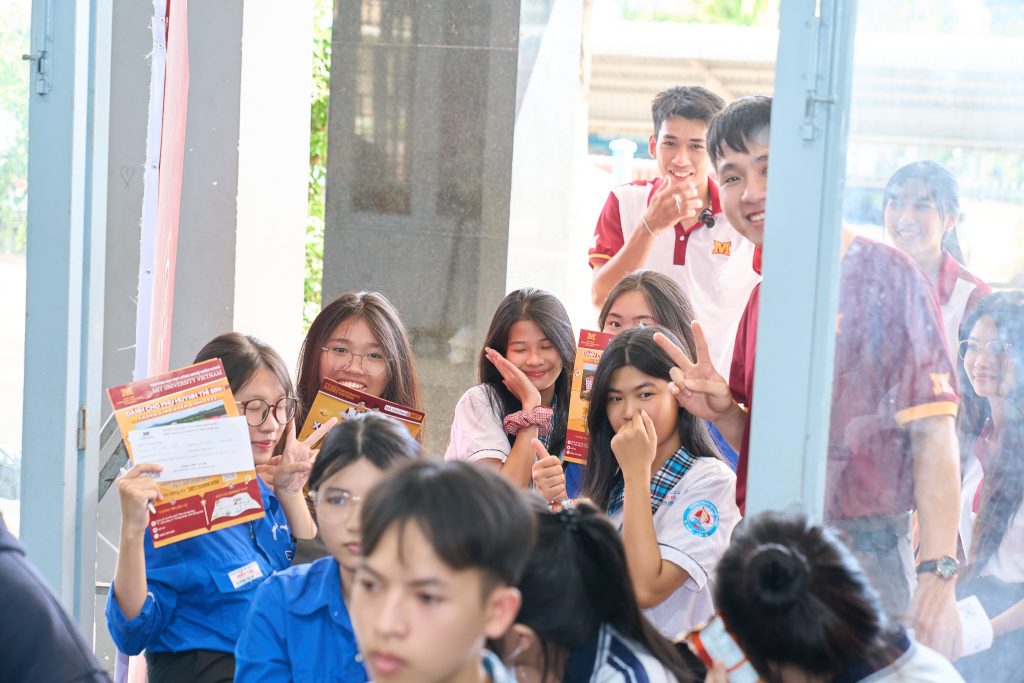 Phiên tòa giả định tại THPT Điểu Cải – Tuyên truyền phòng, chống bạo lực học đường