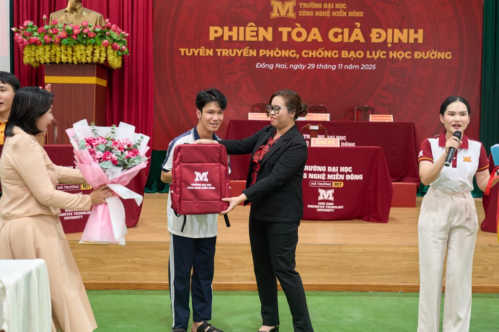 Phiên tòa giả định tại THPT Điểu Cải – Tuyên truyền phòng, chống bạo lực học đường