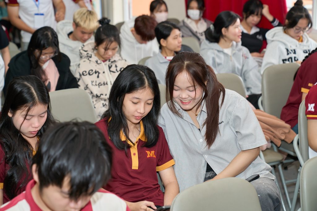 Xây dựng Portfolio chuyên nghiệp thời AI – MIT Uni. tổ chức workshop chuyên sâu cho sinh viên năm 2025