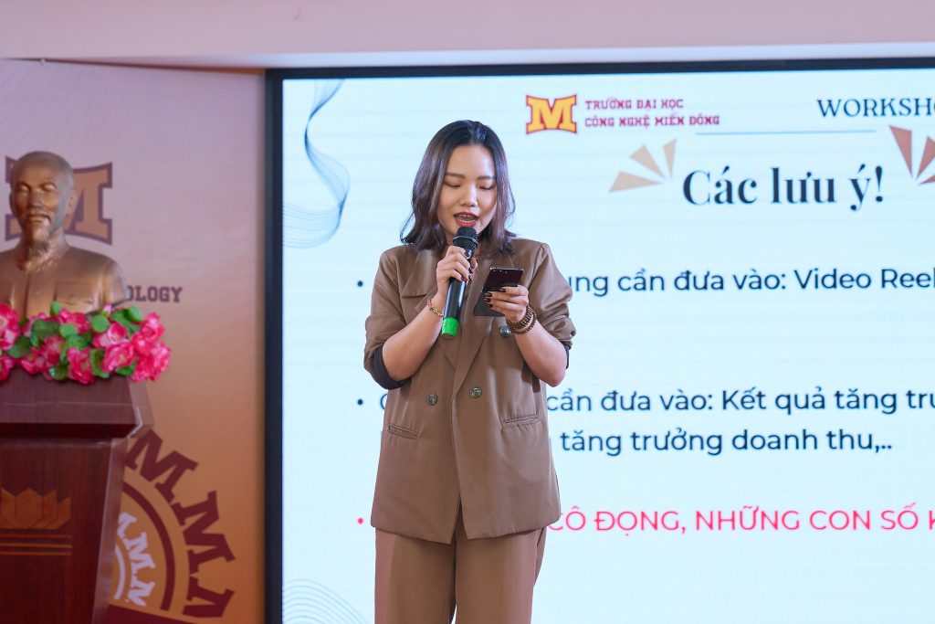 Xây dựng Portfolio chuyên nghiệp thời AI – MIT Uni. tổ chức workshop chuyên sâu cho sinh viên năm 2025