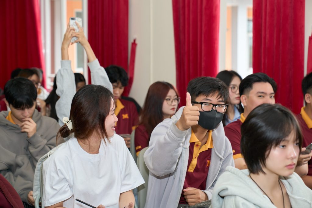 Xây dựng Portfolio chuyên nghiệp thời AI – MIT Uni. tổ chức workshop chuyên sâu cho sinh viên năm 2025