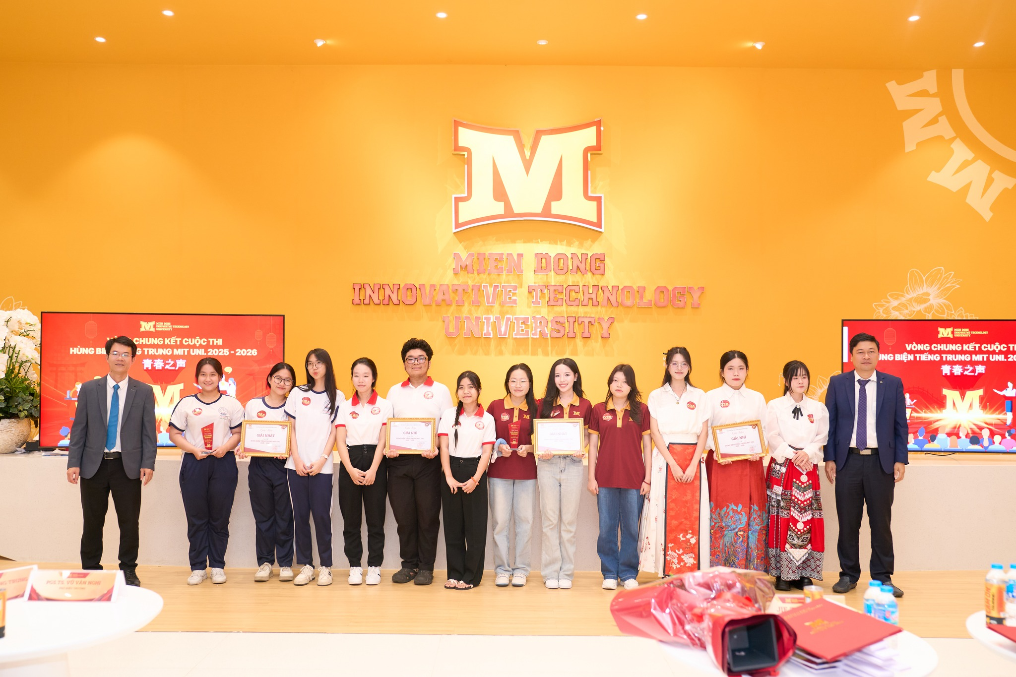 CUỘC THI HÙNG BIỆN TIẾNG TRUNG MIT UNI. 2025–2026 – 青春之声