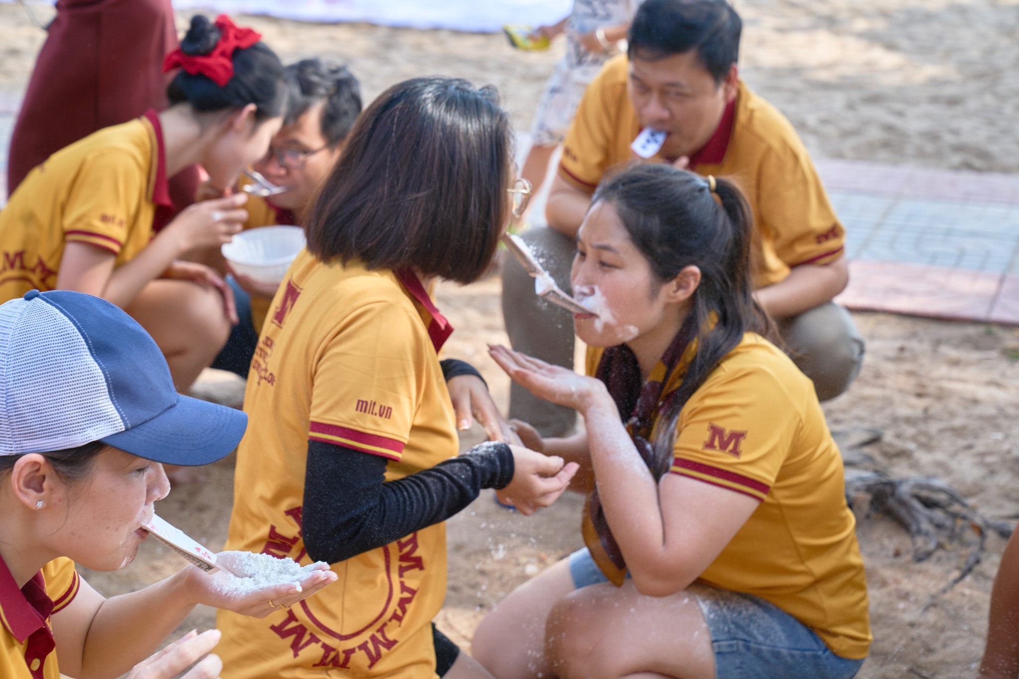 MIT Uni. Trip & year end party "one mit – one heart – one future"