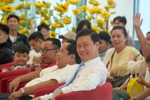 Học sinh Trường THPT Trần Văn Long (Vĩnh Long) tham quan, trải nghiệm tại MIT Uni.