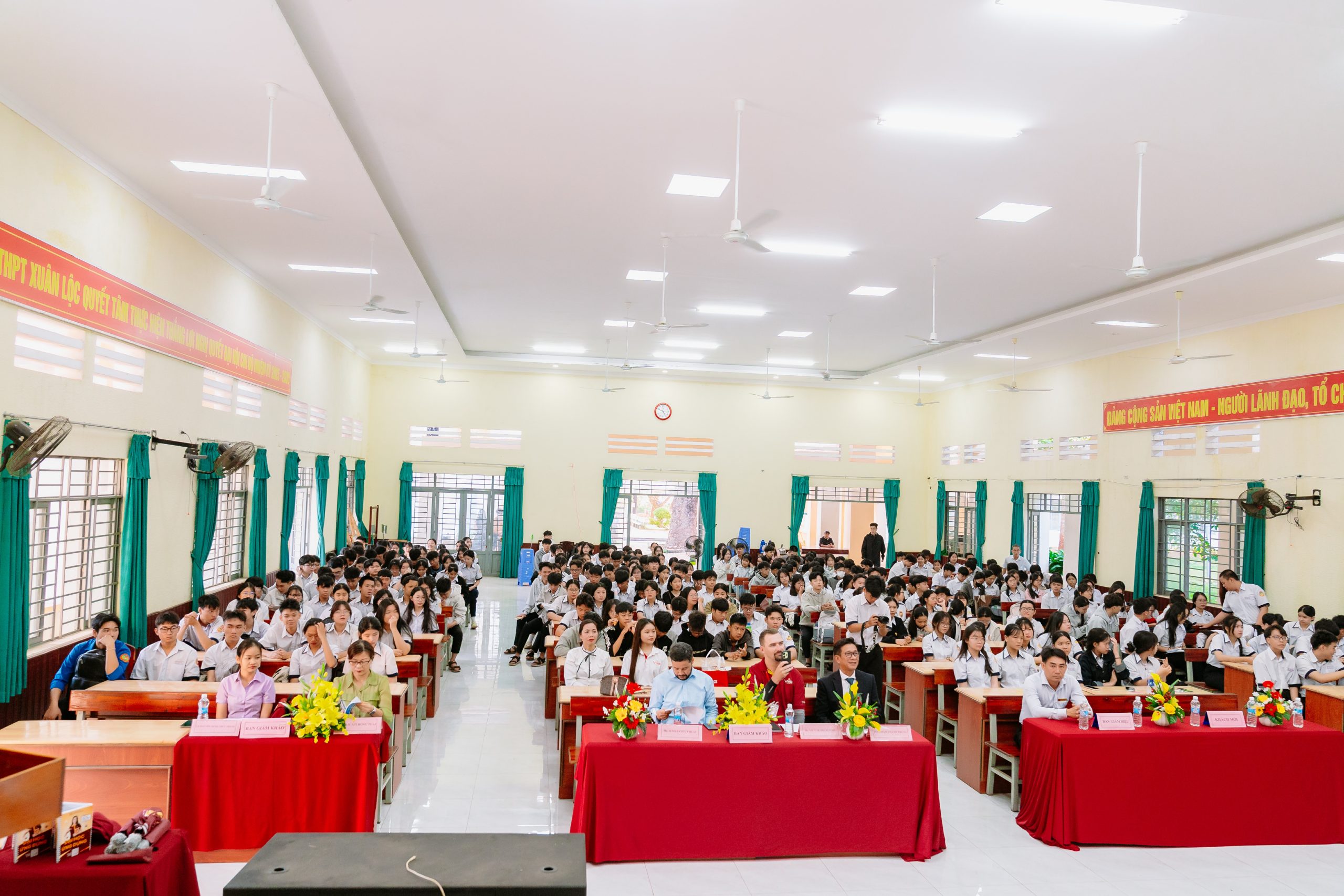 MIT UNI. phối hợp tổ chức Cuộc thi “XUAN LOC HIGH SCHOOL ENGLISH SPEAKING CONTEST 2026” cùng Trường THPT Xuân Lộc