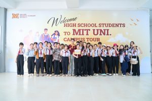 Hơn 600 học sinh đến từ 6 trường THPT/Trung tâm tại Đồng Nai tham gia MIT Uni. Campus Tour