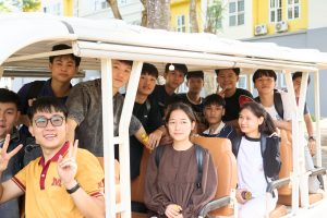 Hơn 600 học sinh đến từ 6 trường THPT/Trung tâm tại Đồng Nai tham gia MIT Uni. Campus Tour