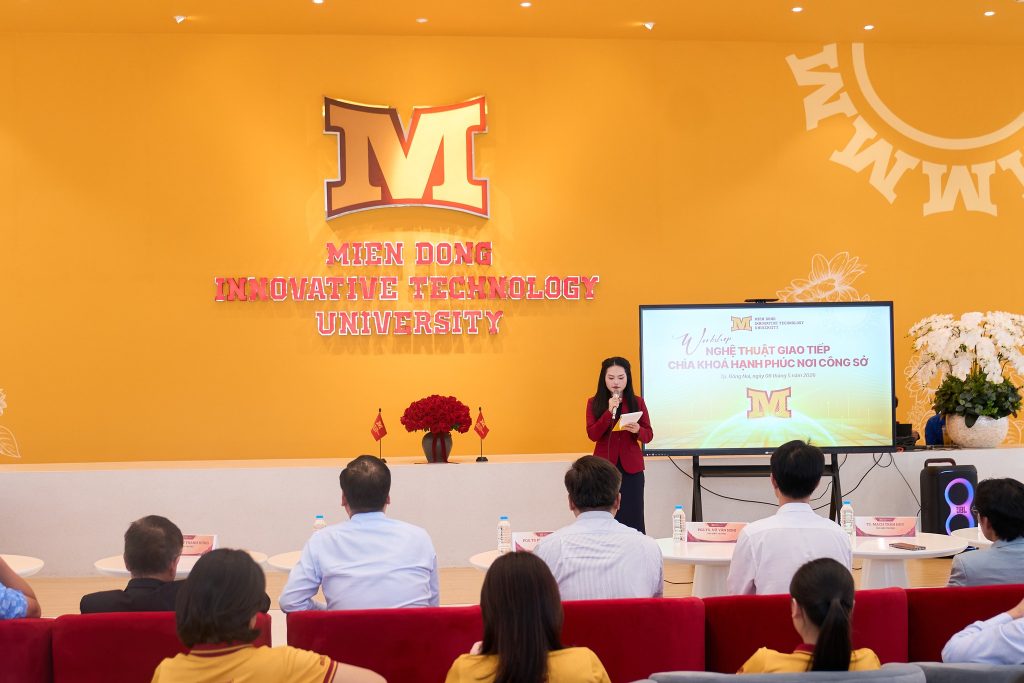 "Nghệ thuật giao tiếp - Chìa khóa hạnh phúc nơi công sở" – Khi thấu hiểu là khởi đầu của hạnh phúc