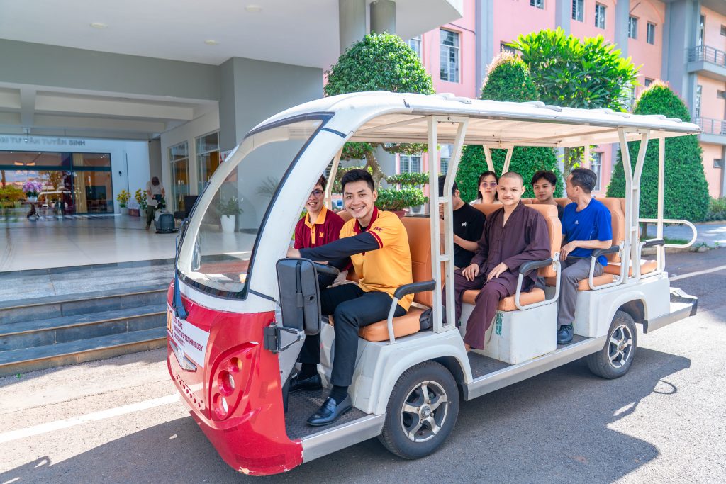 Học bổng đa dạng - Cơ sở vật chất 5 sao - Việc làm ngay - Chỉ có tại MIT Uni.