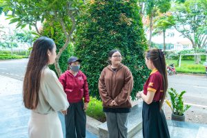 Cuối tuần tại MIT Uni.: Đông đảo Học sinh 2k8 đến nhận học bổng